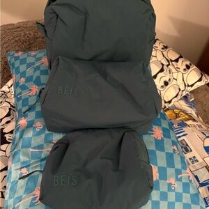 BÉIS teal set of 3 cosmetic pouches